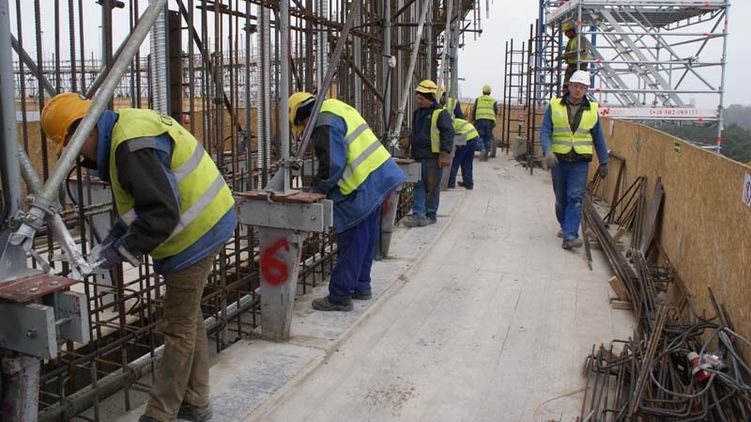 Заробитчане-строители часто используют Польшу, чтобы выехать на работу в другие страны ЕС,фото: worktrud.com.ua