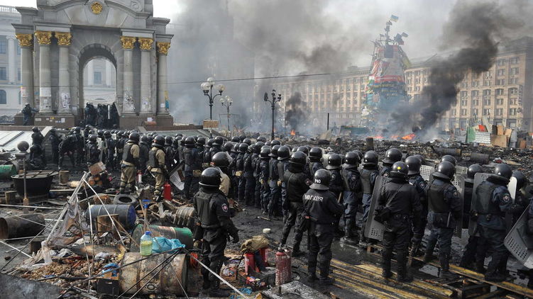 События 18 февраля на Майдане и Институтской