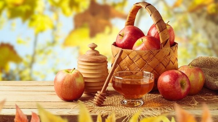 Яблочный Спас 2019 - 19 августа. В храмах святят яблоки с медом 