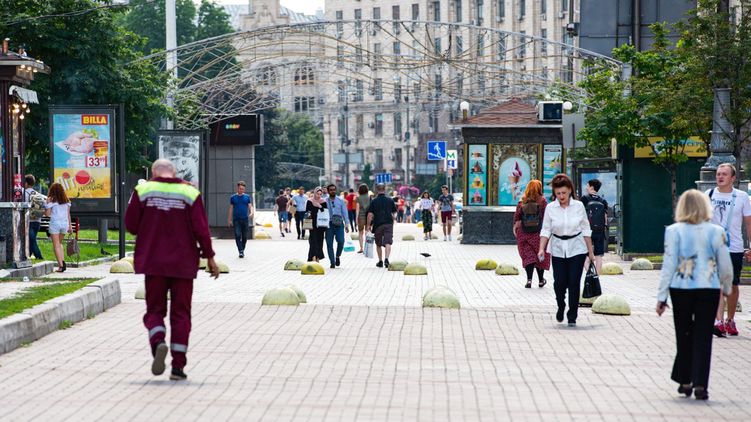 Граждане в Украине не соблюдают карантин. Фото: Страна