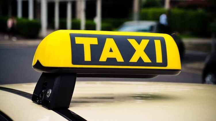 На рынке такси не хватает машин, поэтому водители готовы платить за аренду по 10-15 тысяч в месяц. Фото из открытых источников