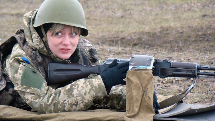 Женщины в армии. Иллюстративное фото Минобороны