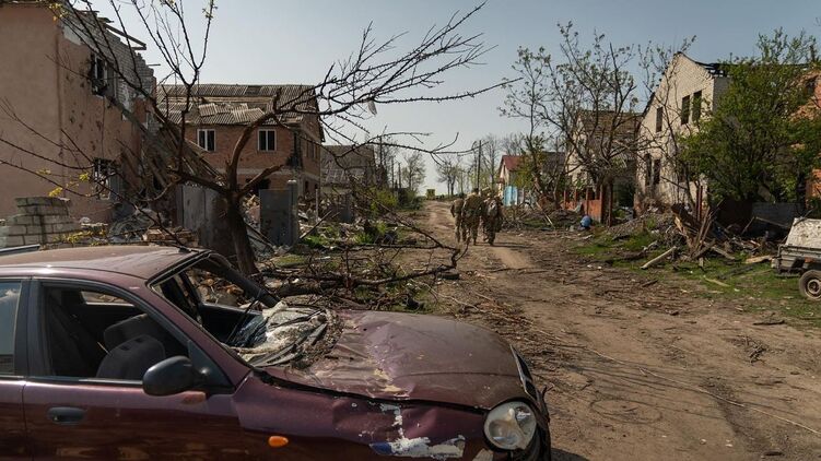 Разрушенные бомбежками города Украины. Фото Офиса президента