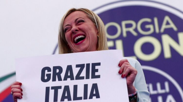 45-летняя Мелони взяла 26% на выборах в Италии и готовится стать премьером 