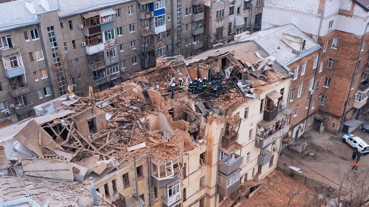 Фото наслідків обстрілу РФ у Харкові