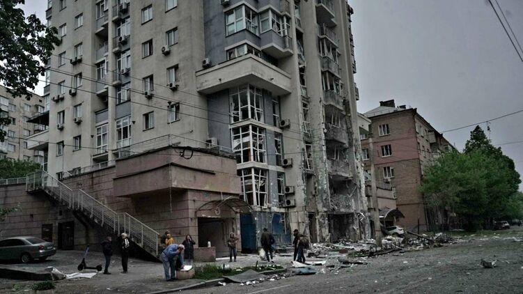 Последствия ночной атаки РФ. Фото: ГСЧС