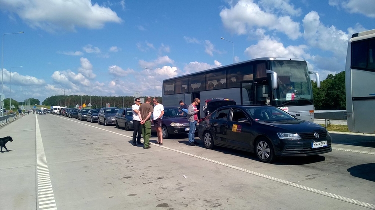 17 июня. Пункт пропуска в Корчова-Краковец