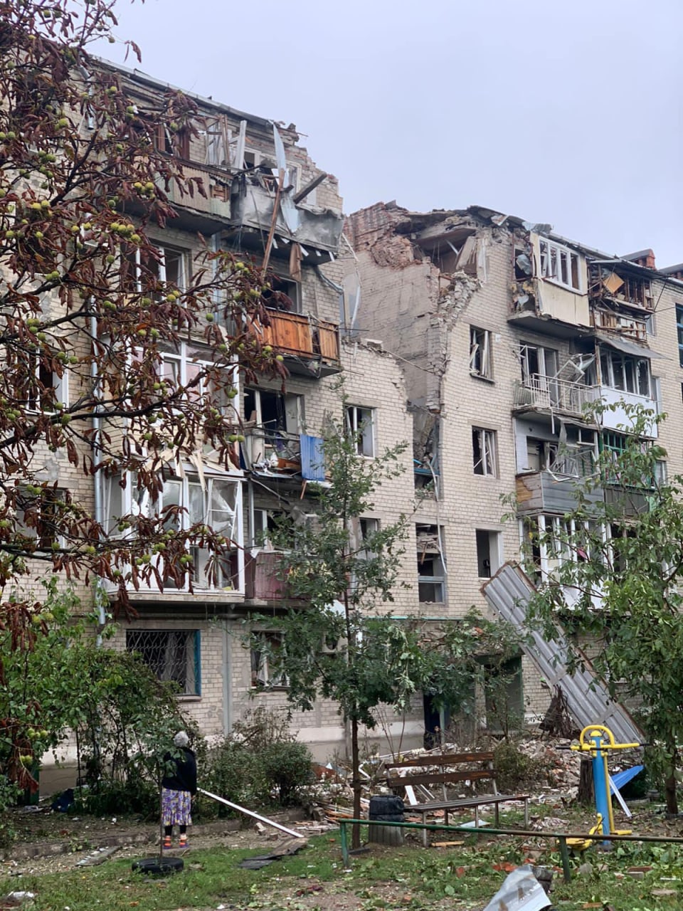 Фото последствий обстрелов Славянска 13 сентября
