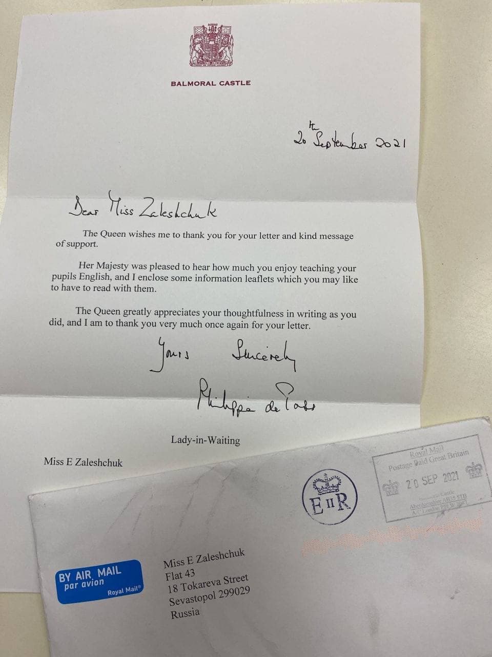 Пресс-служба Ее Величества ответила на письмо крымских школьников
