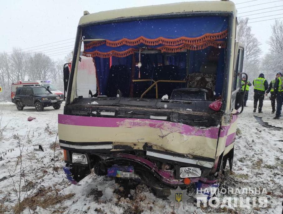 ДТП с автобусом подо Львовом. Фото: Нацполиция