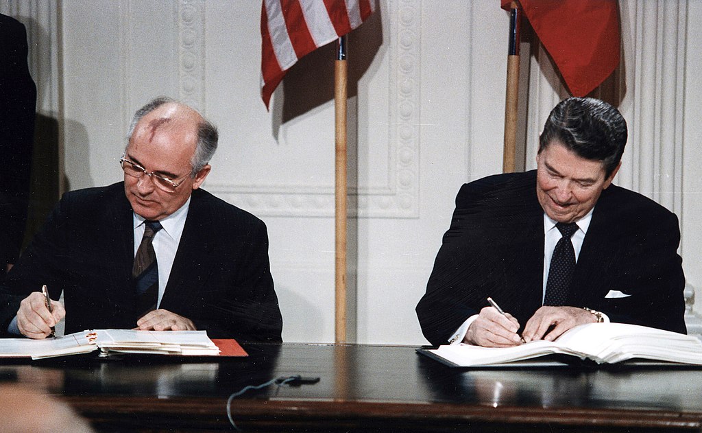 Горбачев и Рейган