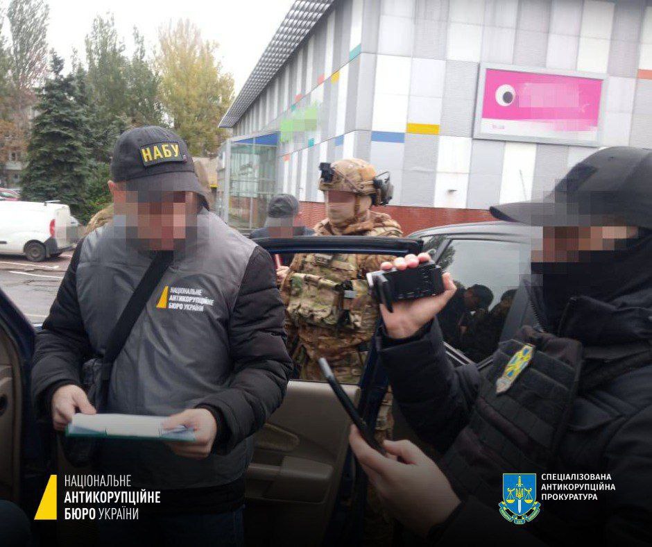 Командующему ОСУВ "Одесса" пытались дать взятк